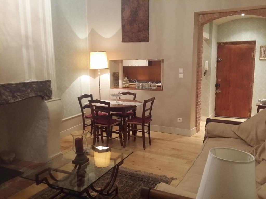 Les Drapiers De Villenouvelle Μοντωμπάν Εξωτερικό φωτογραφία