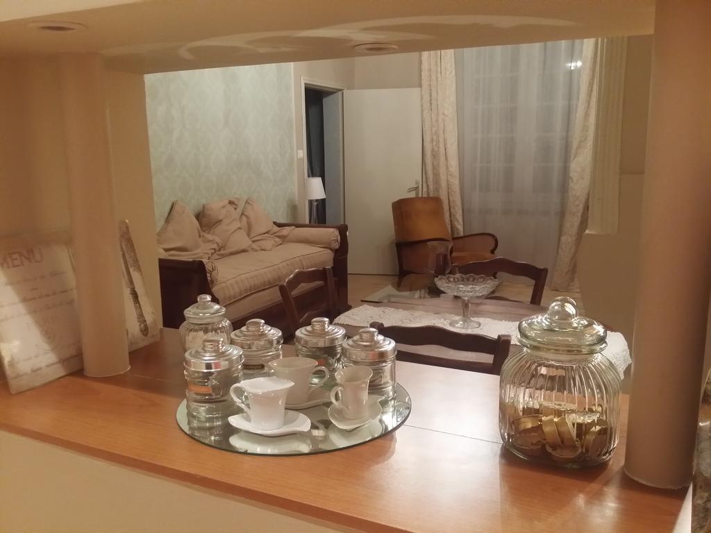 Les Drapiers De Villenouvelle Μοντωμπάν Εξωτερικό φωτογραφία